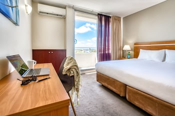 park regis concierge apartments