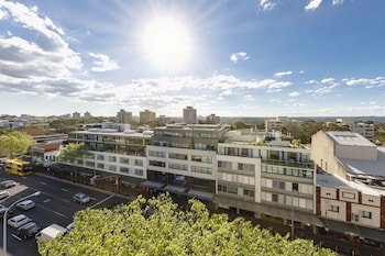 park regis concierge apartments