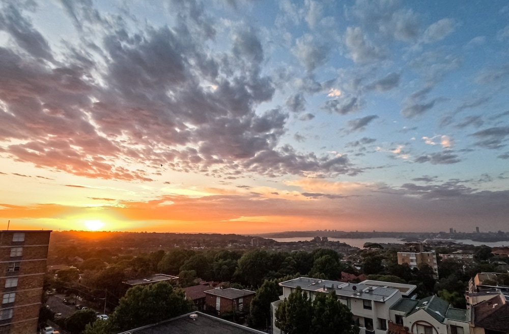 park regis concierge apartments