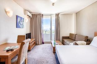 park regis concierge apartments