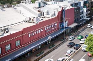 park regis concierge apartments