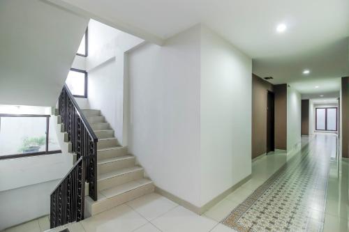 reddoorz plus tb simatupang