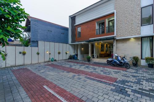 reddoorz plus tb simatupang