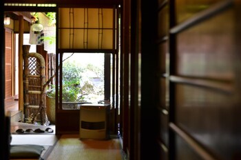 guesthouse kingyoya hostel