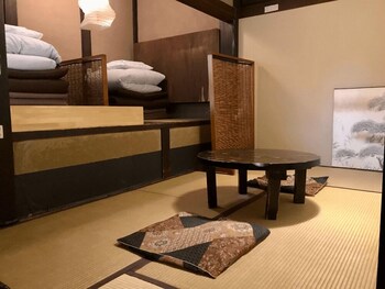 guesthouse kingyoya hostel