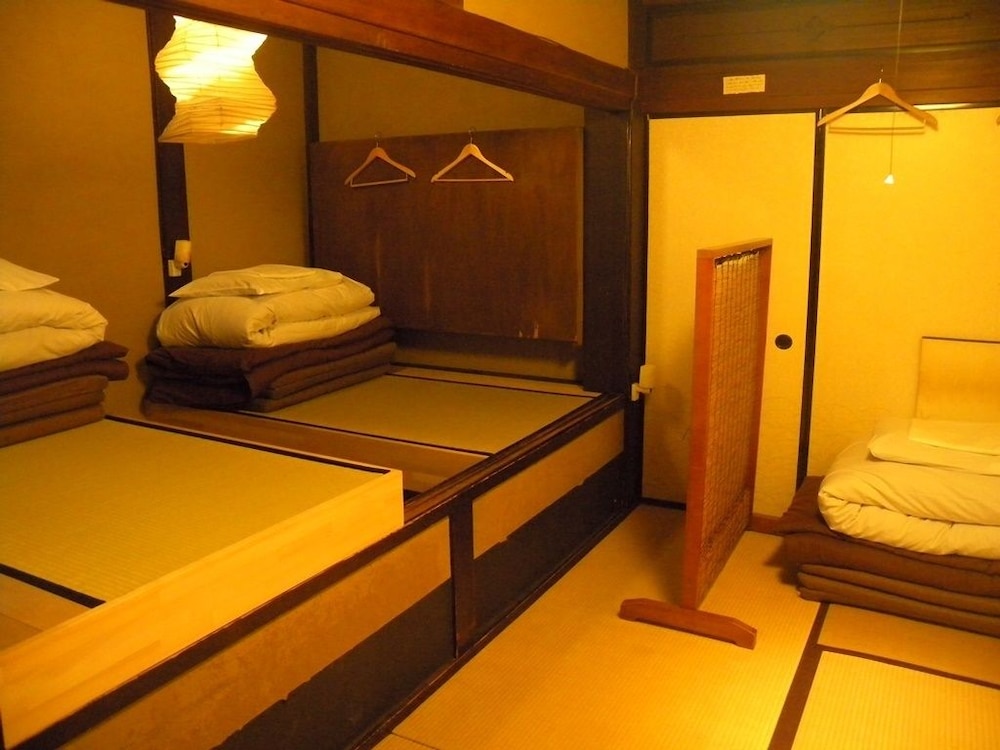 guesthouse kingyoya hostel