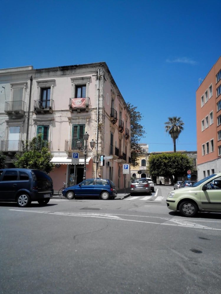 bed and breakfast phenicusa