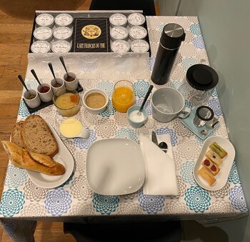 au 10 bed and breakfast