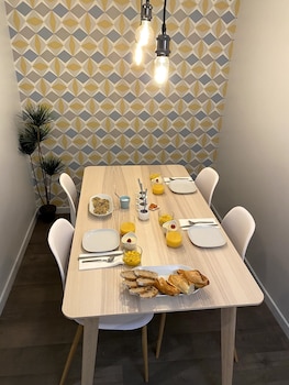 au 10 bed and breakfast