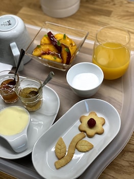 au 10 bed and breakfast