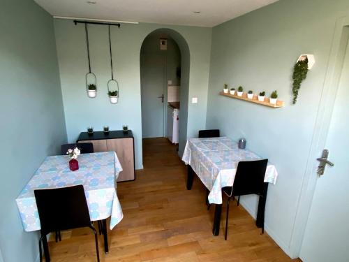 au 10 bed and breakfast