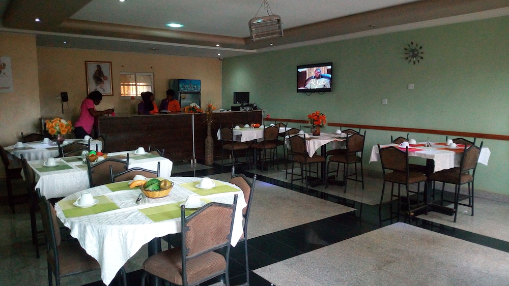 mataan hotel suites
