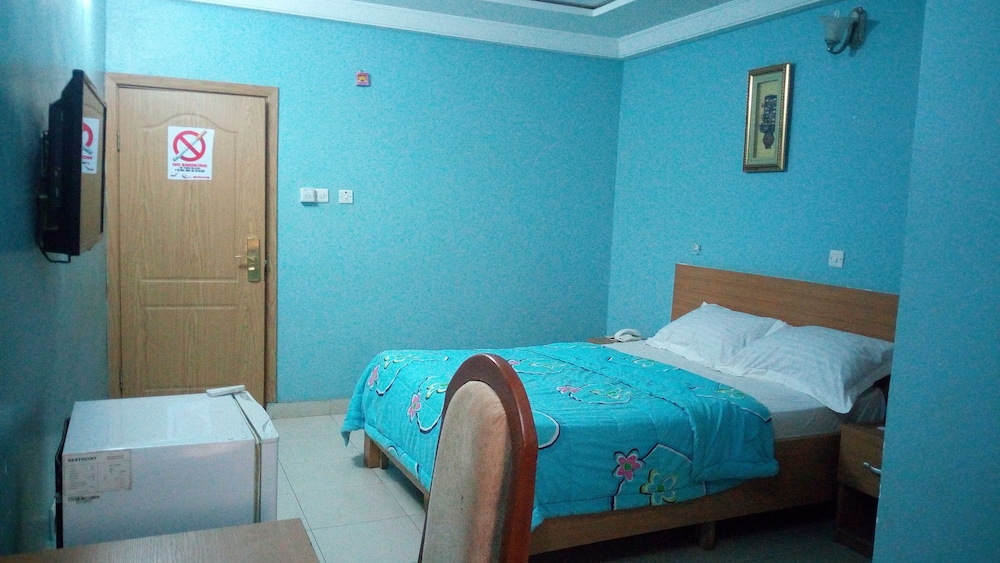 mataan hotel suites