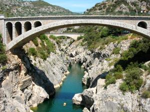 montagnac