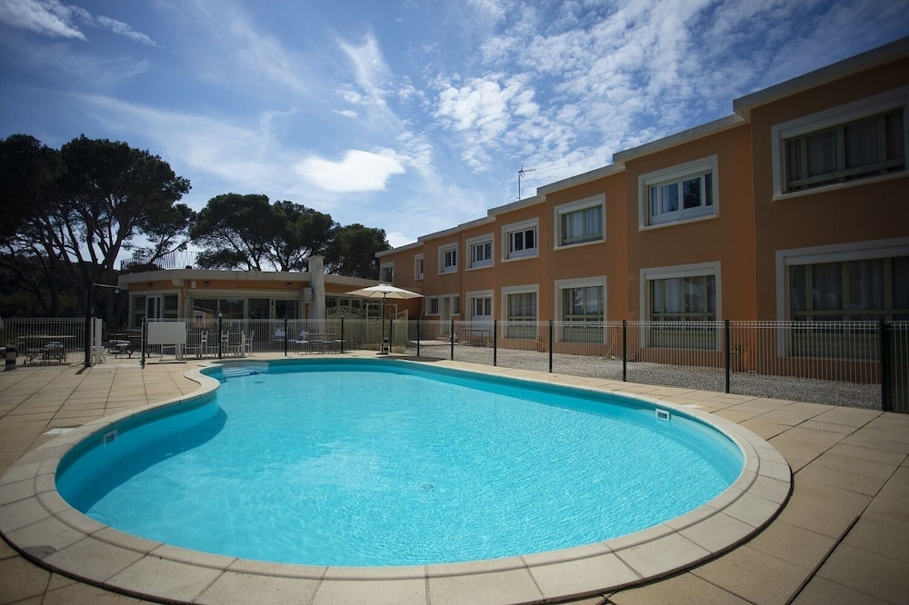 montagnac