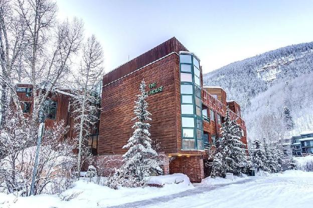 ice house suites and condominiums