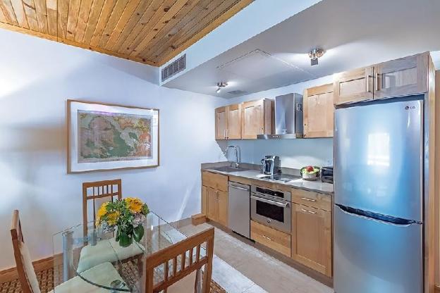 ice house suites and condominiums