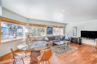 ice house suites and condominiums