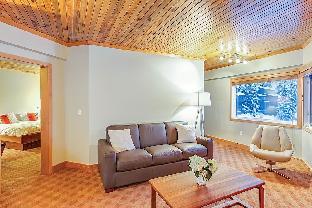 ice house suites and condominiums