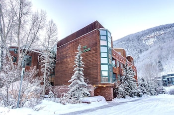 ice house suites and condominiums