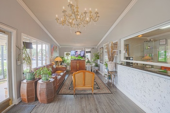 Liberty Inn,2880 N Poinciana Blvd,2.5 star