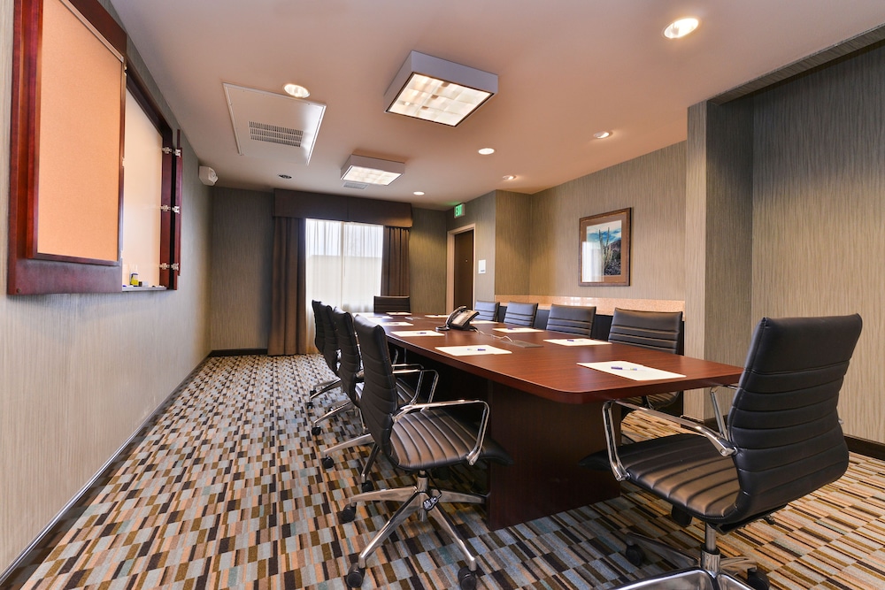 holiday inn express and suites indio coachella valley