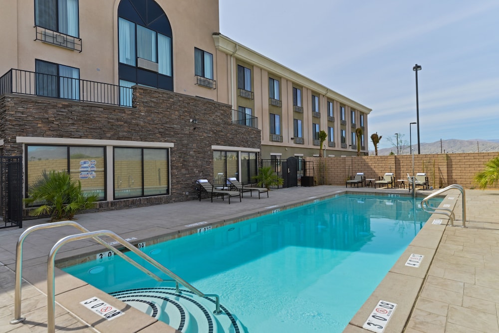 holiday inn express and suites indio coachella valley