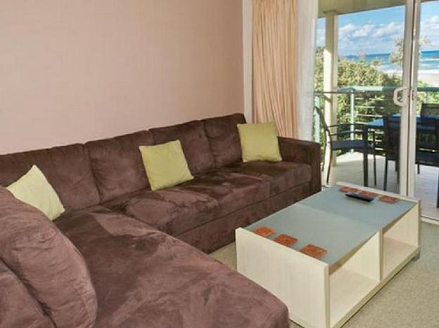 aqualuna beach resort