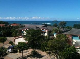 aqualuna beach resort