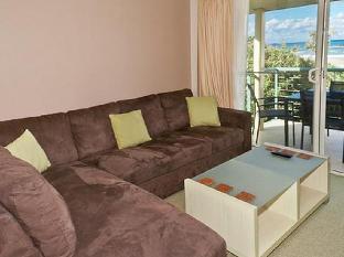 aqualuna beach resort