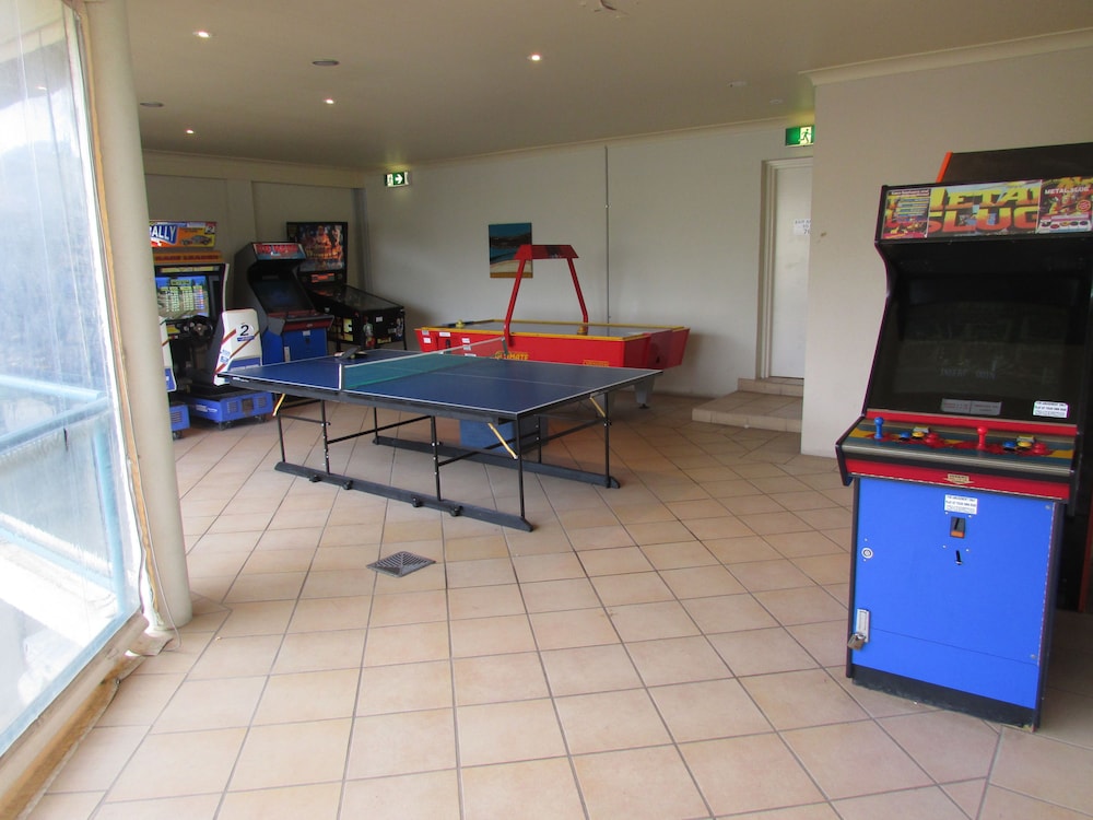 aqualuna beach resort