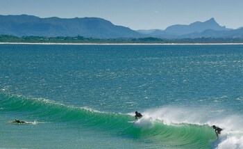 aqualuna beach resort