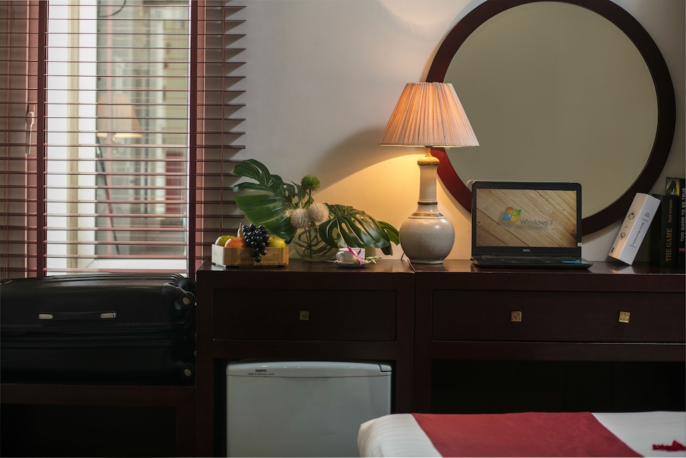 paradise boutique hotel