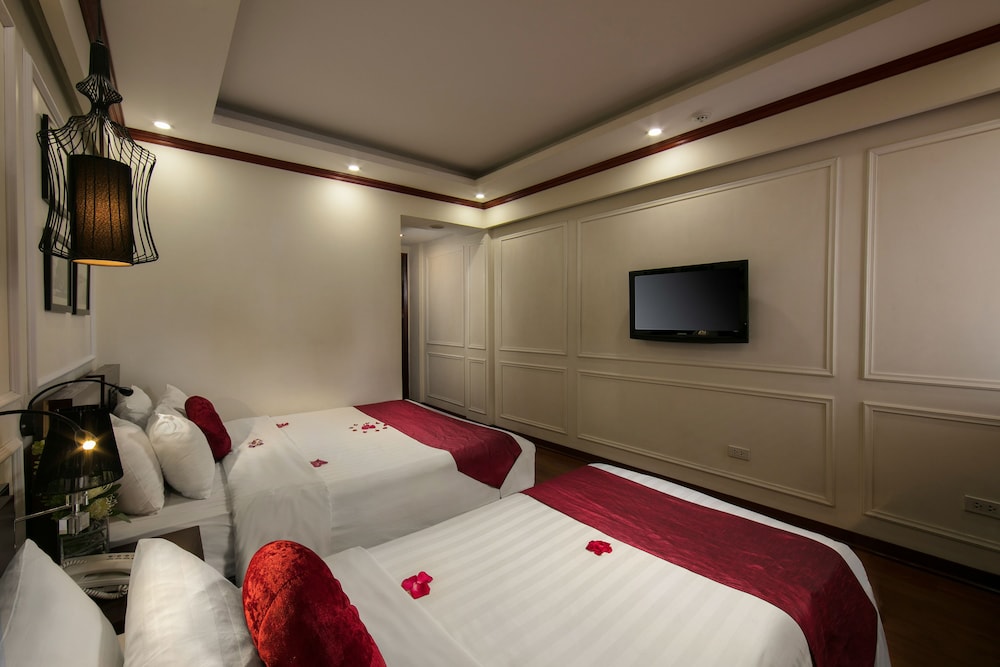 paradise boutique hotel