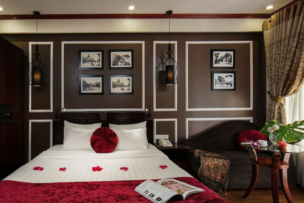 paradise boutique hotel