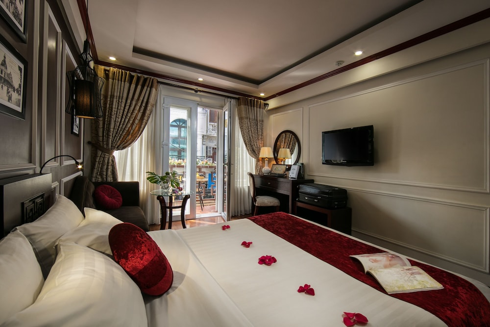 paradise boutique hotel