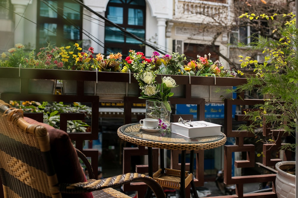 paradise boutique hotel