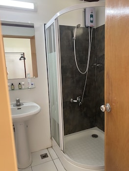 lago de oro hotel and wakepark