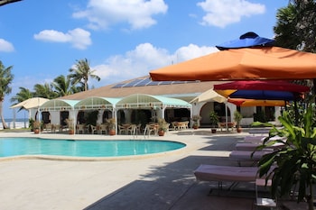 lago de oro hotel and wakepark