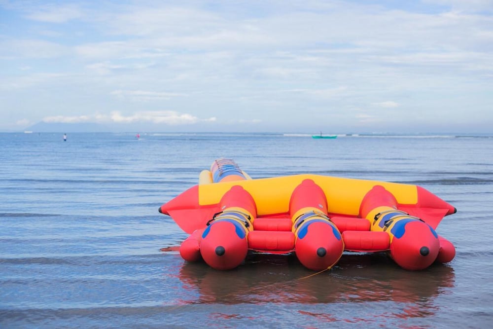 lago de oro hotel and wakepark