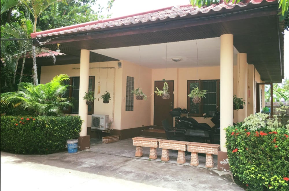 busaba house