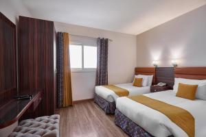 golden carven hotel