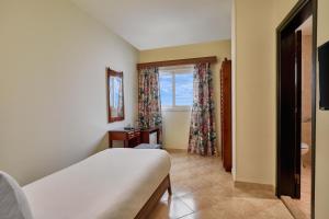 golden carven hotel