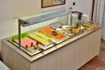 elena beach hotel