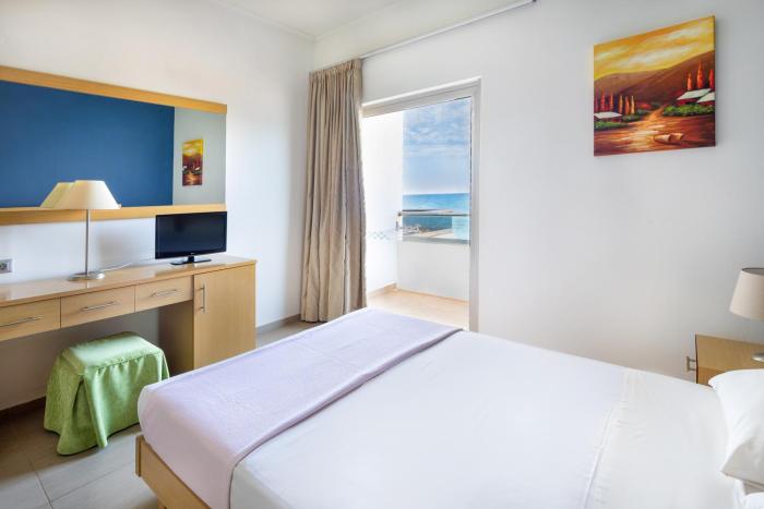 elena beach hotel