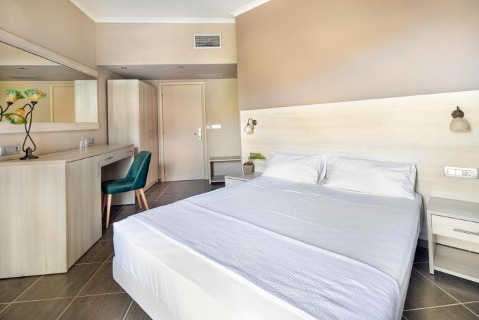 elena beach hotel