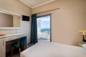 elena beach hotel