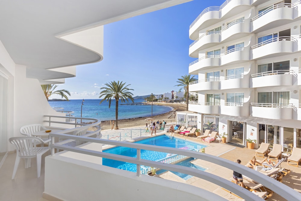 apartamentos mar y playa