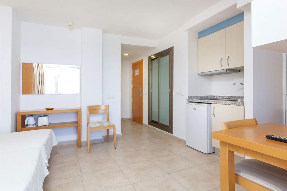apartamentos mar y playa