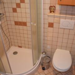 apartment crystal rose